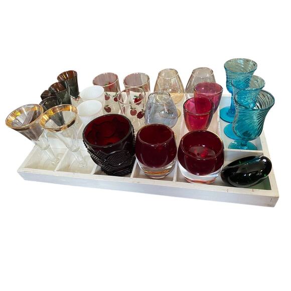 Junk Drawer Lot
18 Mixed Crystal Liqueur Cordial Glasses With 4 Candle Holders - Picture 9 of 9